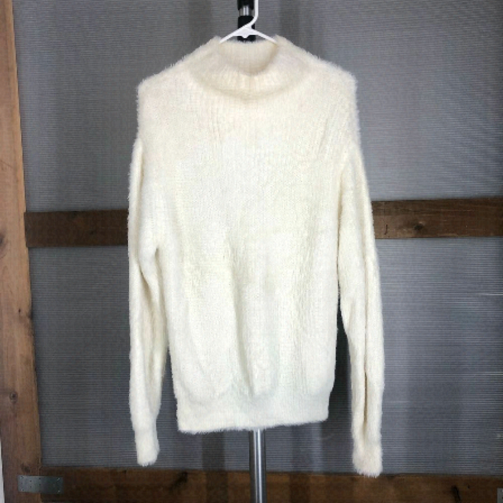 Aritzia WILFRED Cream super soft fuzzy faux mohair high neck knit sweater sz XXS
